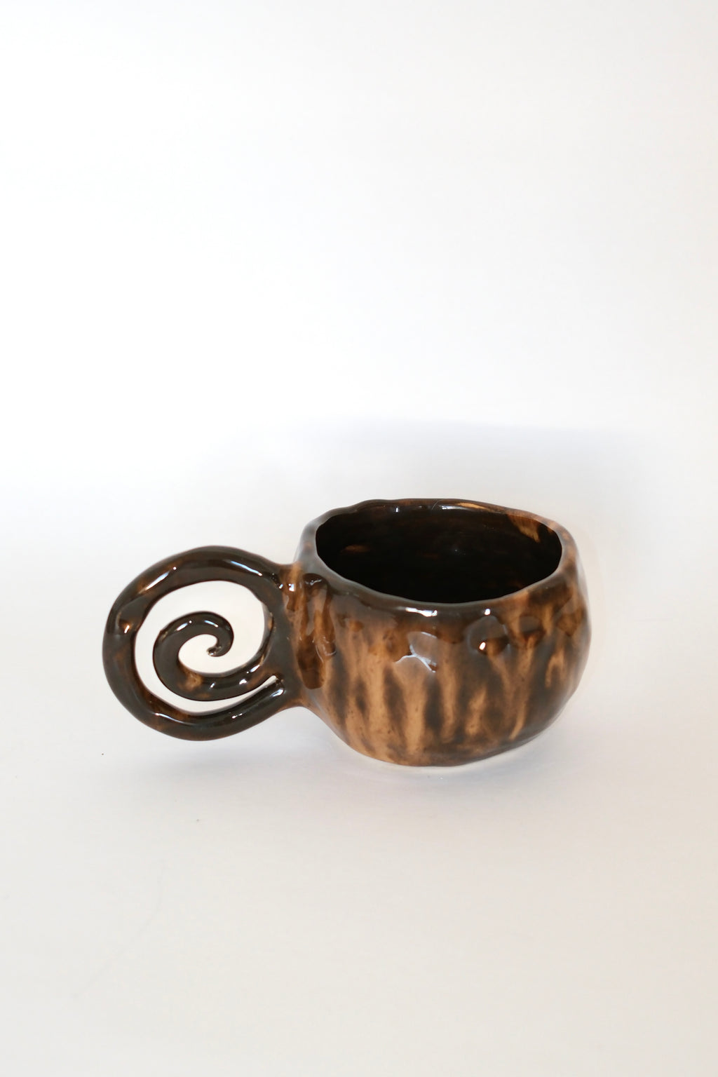 marrón real signature mug