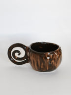 marrón real signature mug