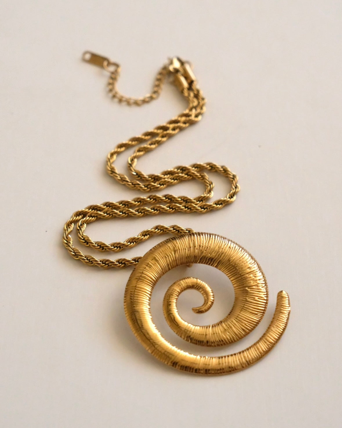 tefiti necklace